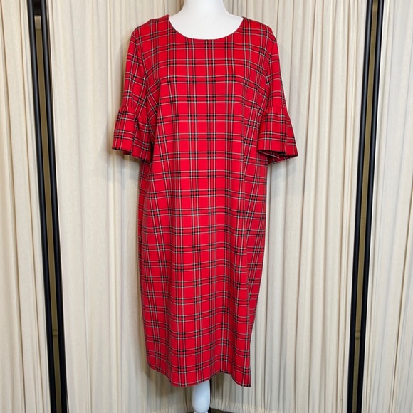 Izod Dresses & Skirts - EUC- IZOD PLAID RUFFLE HALF SLEEVE DRESS SIZE XL- THICKER MATERIAL VERY STRETCHY